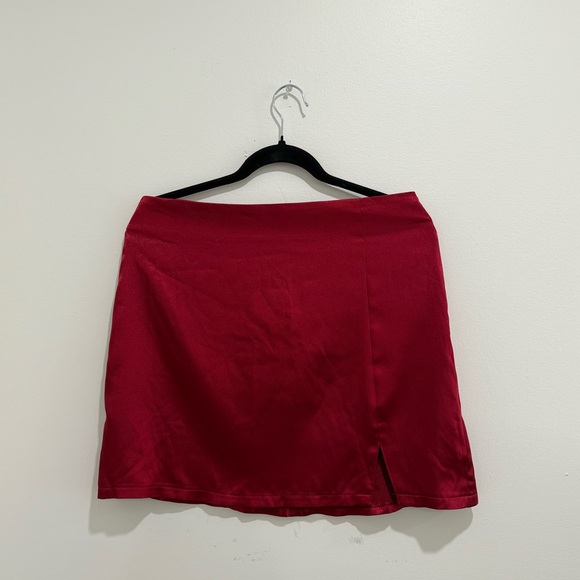 🌸Red Wine Satin Skirt 🌸 - Picture 1 of 3